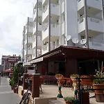 Lejlighedshotel Turan 3*
