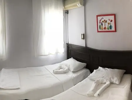 Turan Aparthotel 3*