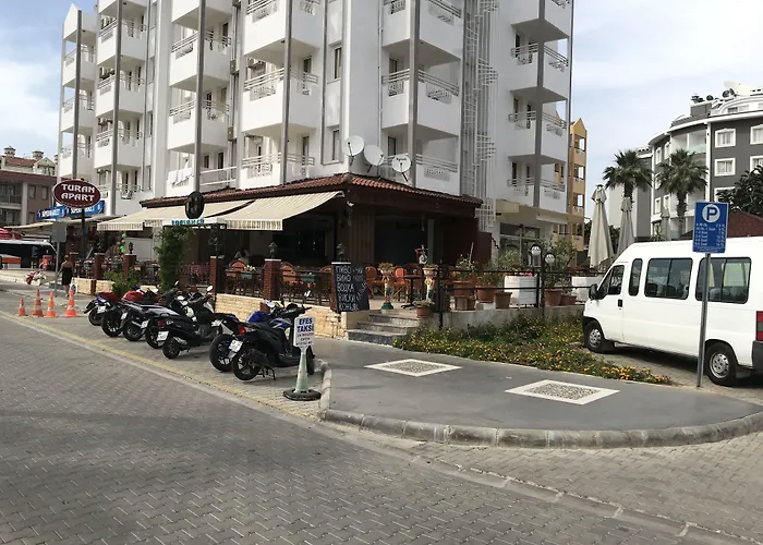 מלון דירות Turan 3*