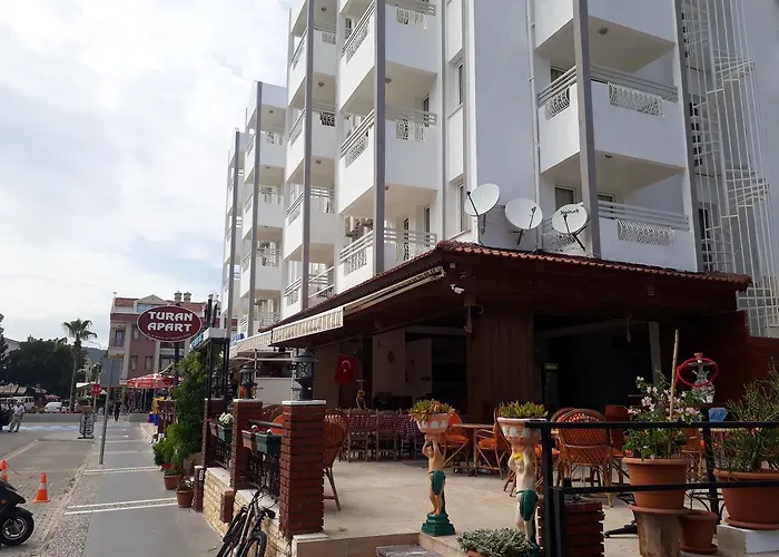 Apartahotel Turan 3*