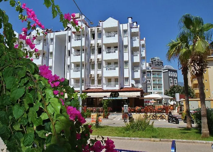 Turan Apartahotel 3*