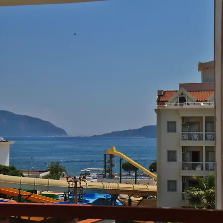 Lejlighedshotel Turan 3*